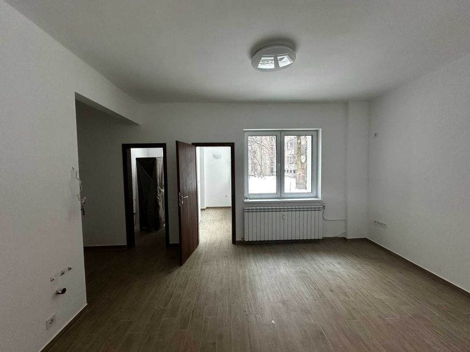 Дава се под наем Двустаен апартамент в София, Център - 52 кв.м за 800 € - Снимка #1