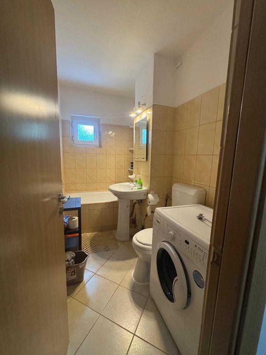 Inchiriez apartament cu o camera