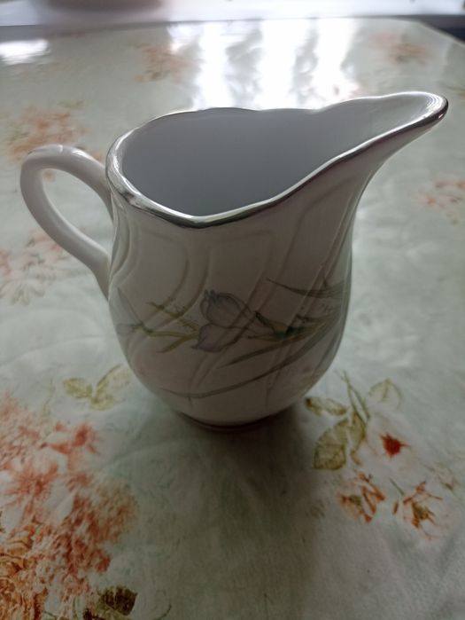 Сливочник,стаканы хрусталь