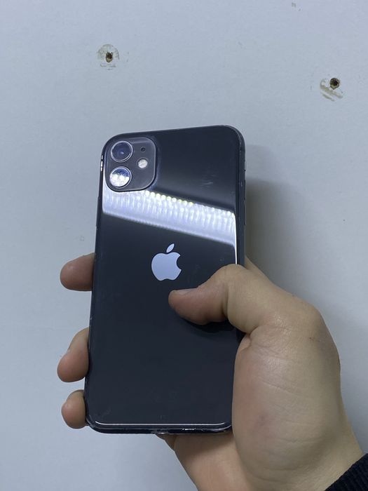 Продам iphone 11 64gb