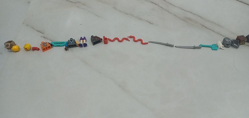 Продам лего минифигурки