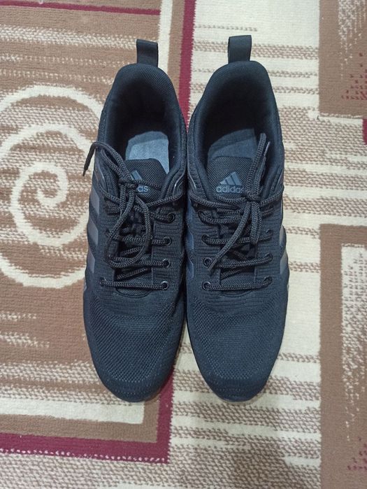 Кроссовки большого размера