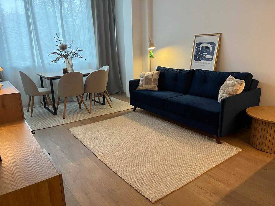 луксозен апартамент в Младост 1