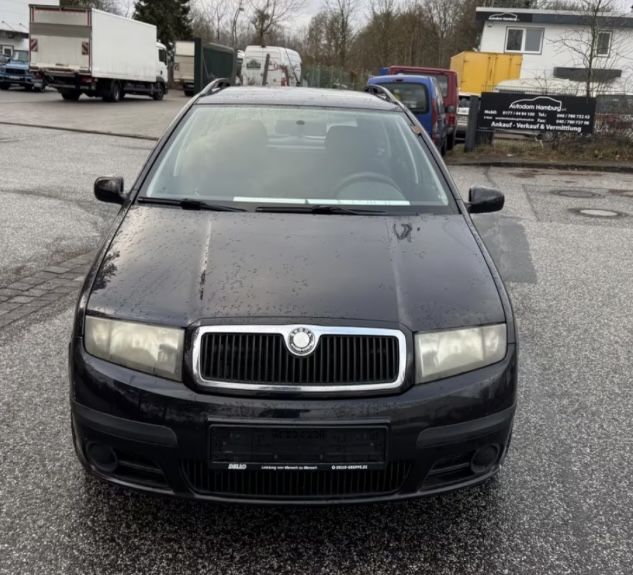 Skoda fabia 1.2 i на части