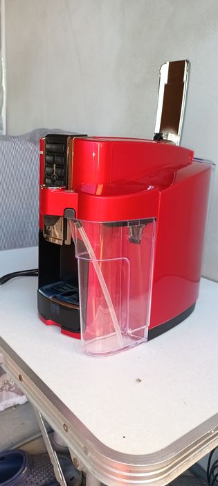 Vând espresor Saeco