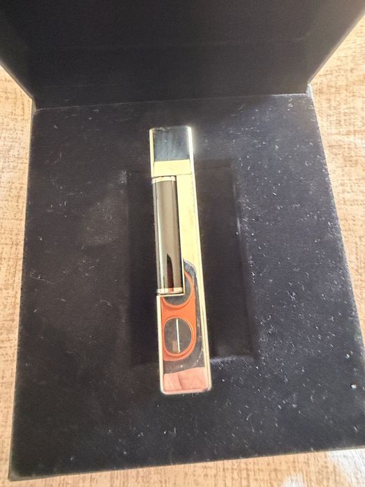 Запалка Dupont Line 2