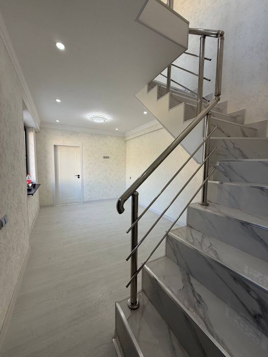 Сергели Хонабод коттедж 3 хона метро якин домдан яхши срочно