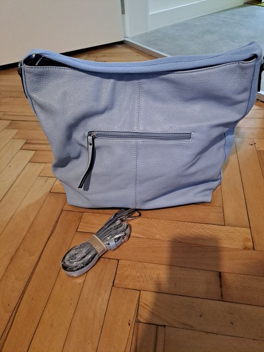 Дамска чанта в светло синьо