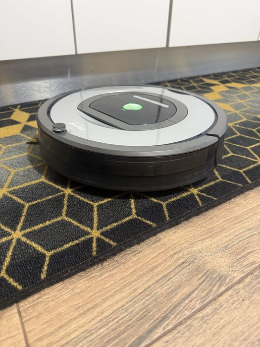 Aspirator Irobot roomba 772e IEFTIN