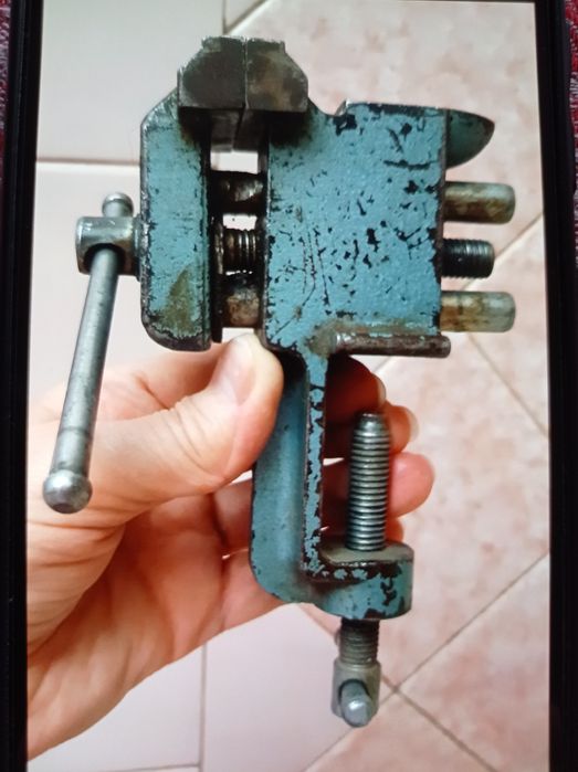 Тиски слесарные СССР