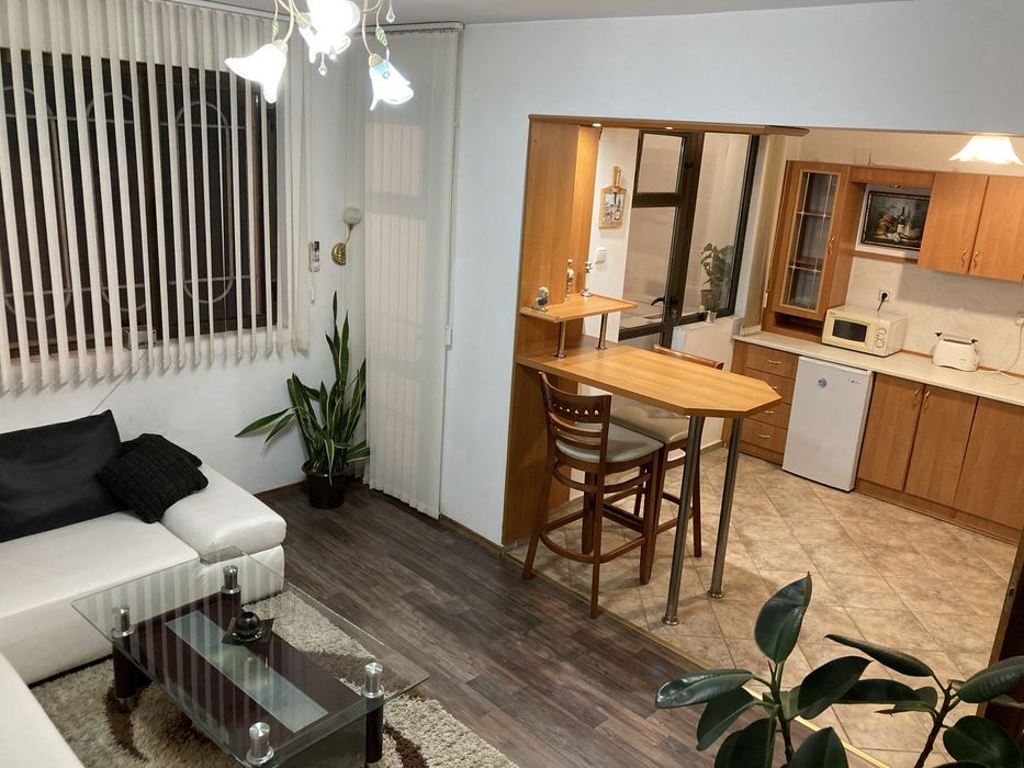 Дава се под наем Тристаен апартамент в Варна, Окръжна болница - 90 кв.м за 637.5 € - Снимка #3