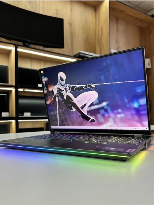 Ноутбук игровой Legion 7 | 32Gb озу