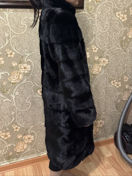Продам норковую шубу