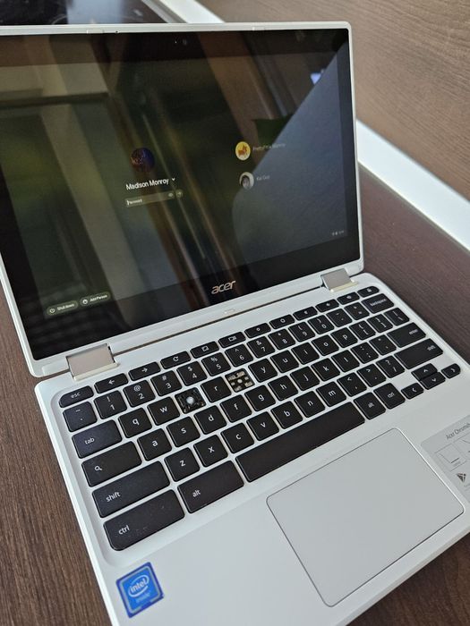Acer Chromebook R 11 и HP Envy m6