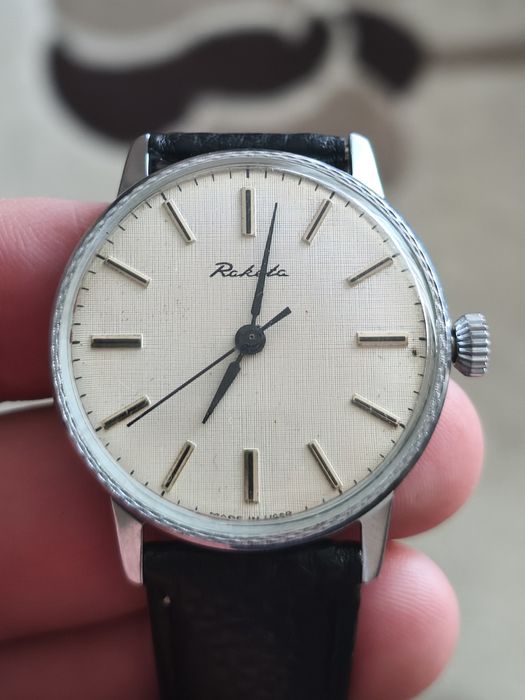 Ceas mecanic Raketa