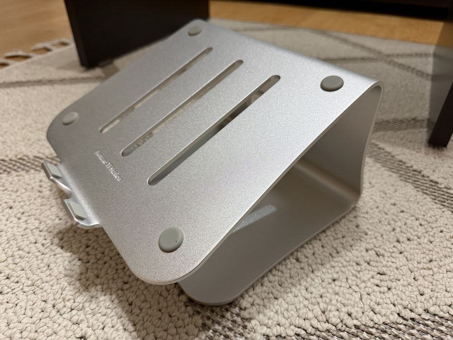 Suport / stand laptop din aluminiu (max 15”)