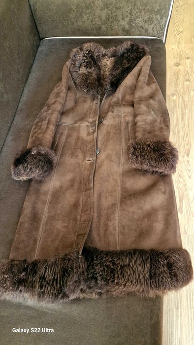Кожух естествена кожа.