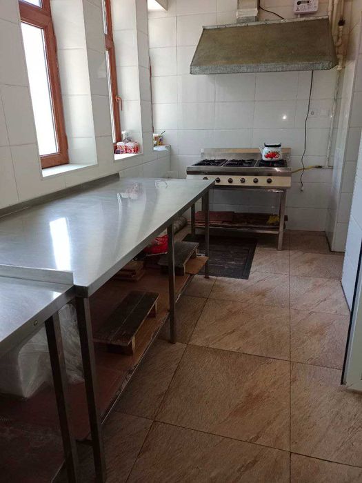 Зудлик билан ошхона сотилади 3*1