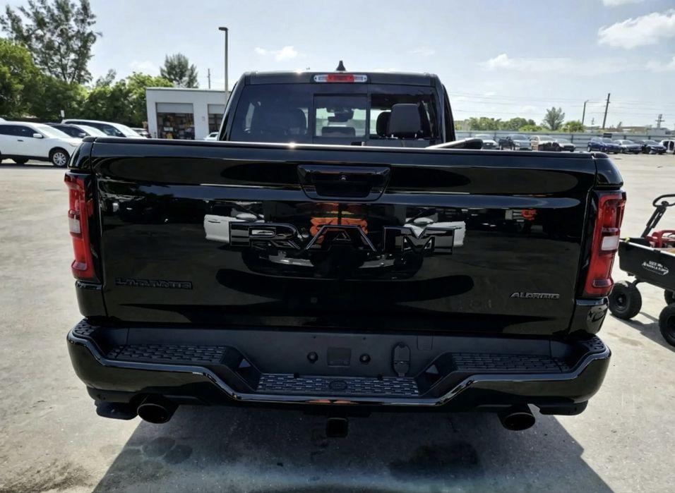 Dodge Ram 1500 Laramie 2025 5 gen facelift НА ЧАСТИ ( 2025 2026 Фейслифт ) ( Додж Рам )