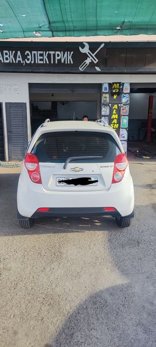 Spark 2015 yil 3 pozitsa