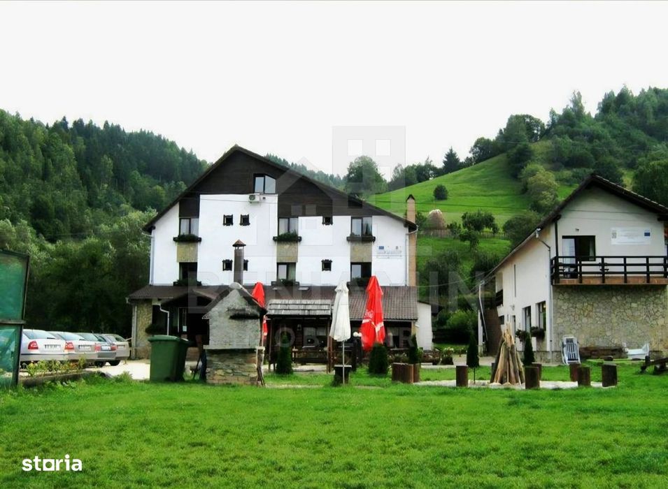 Pensiune Moieciu - 3000mp Teren - 12 Camere Plus Restaurant - Brasov