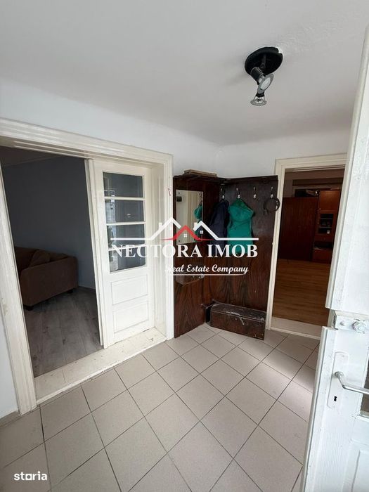 NECTORA IMOB-Apartament la casa, curte proprie, 86 mp, Parcare, 3 cam.