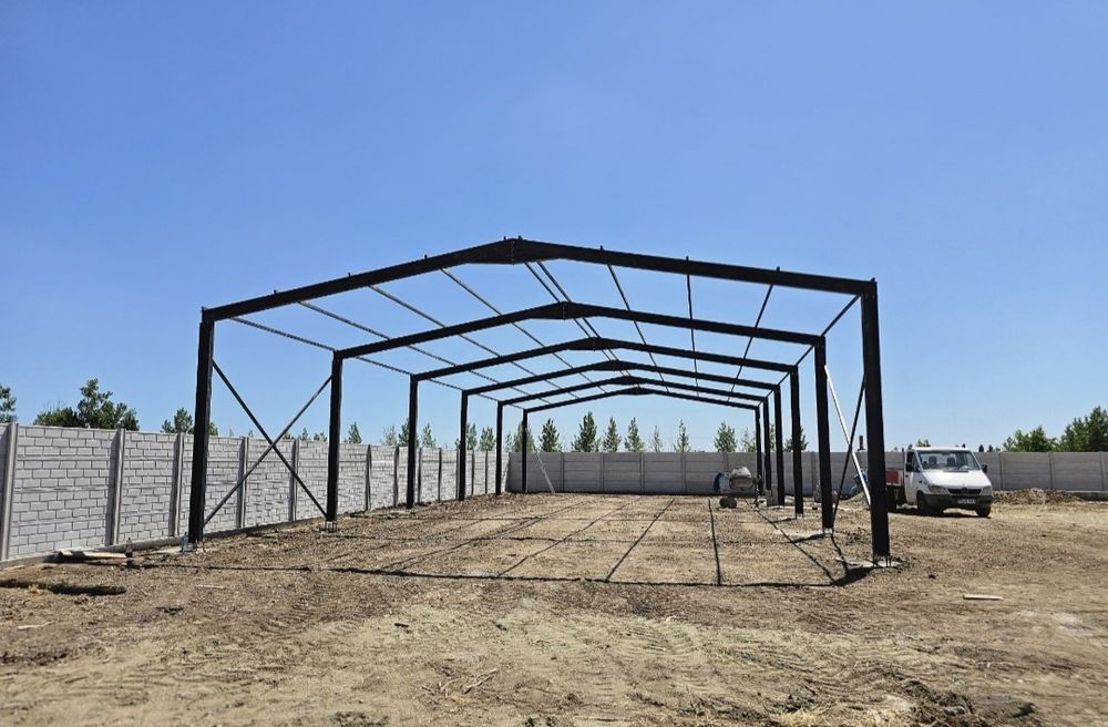 Vand hala metalica 
10 metri lățime. 
12 metri lungime 
4 metri înălți