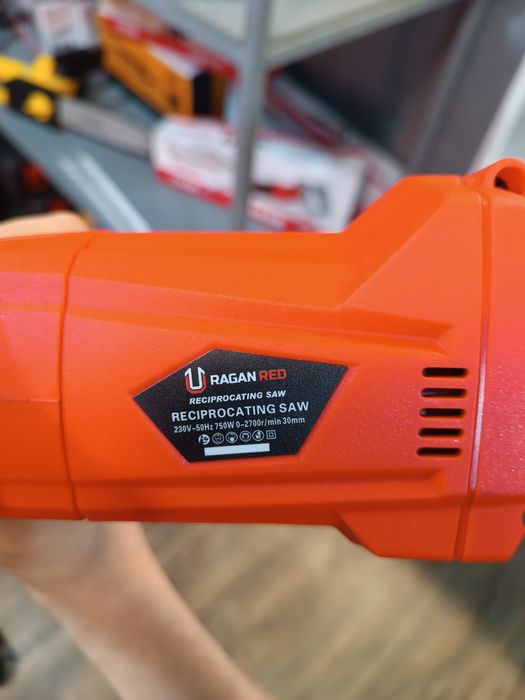 Сабельная пила сетевая