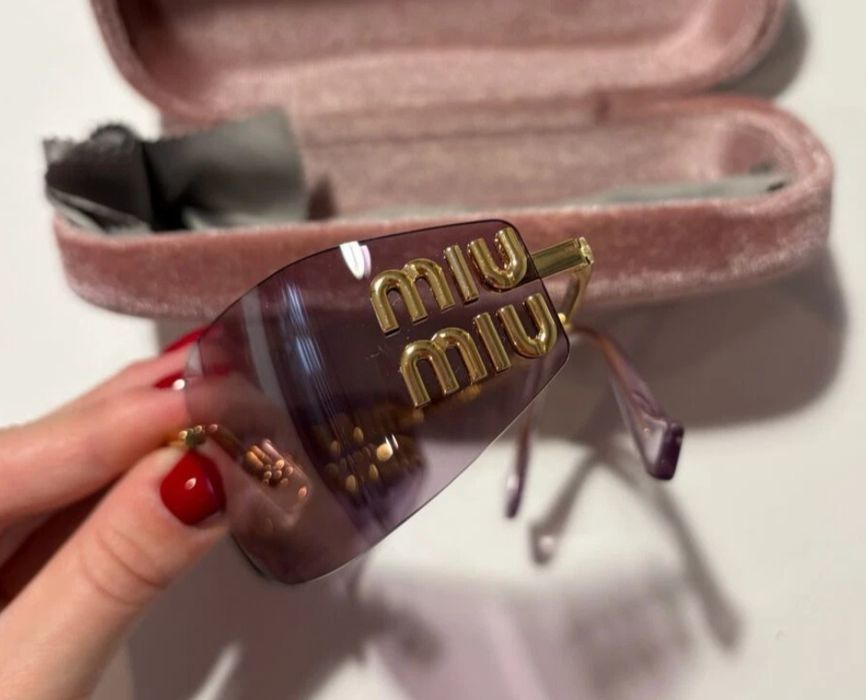 Слънчеви очила Miu Miu