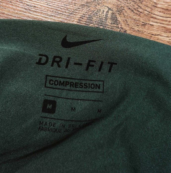 NIKE Compression Dri Fit Оригинален мъжки клин за бягане / фитнес размер М