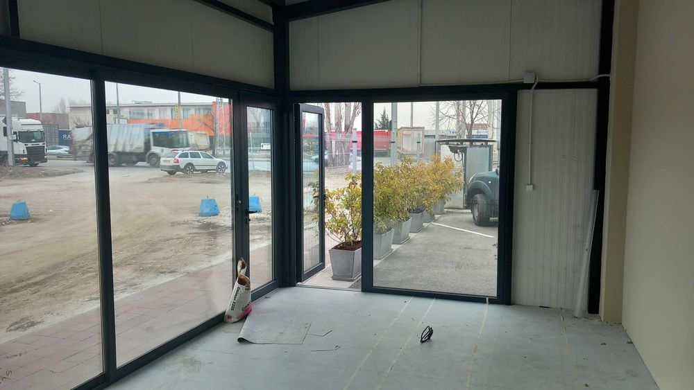 Дава се под наем Офис в Пловдив, Каменица 1 - 24 кв.м за 244.8 € - Снимка #1