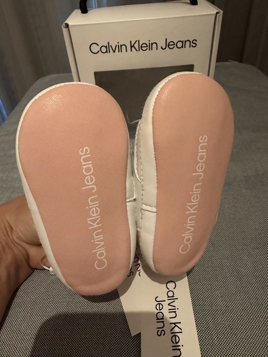 Calvin Klein бебешки обувки/ буйки 19 размер