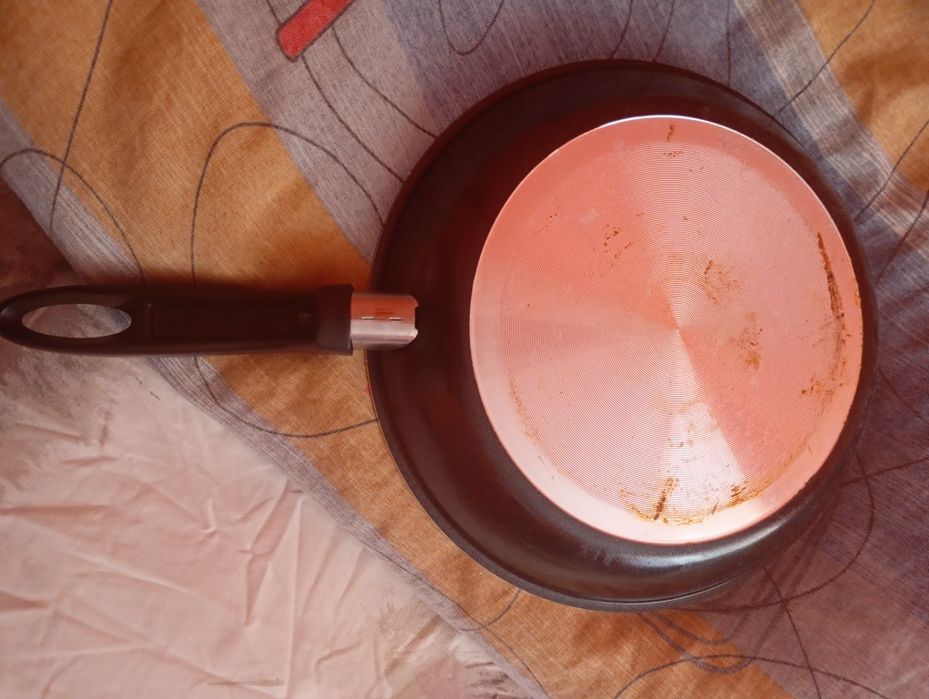 Домакински тиган.