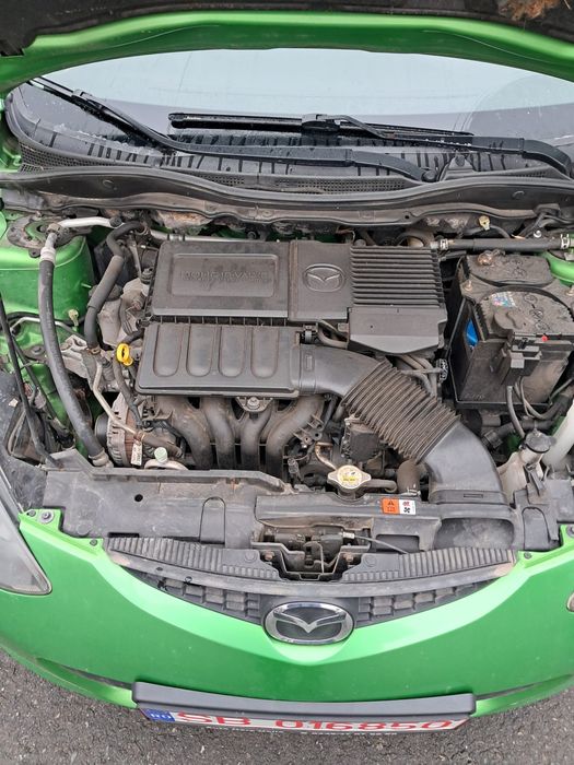 Mazda 2 // 1.3 benzina // An 2010 // 119.520KM