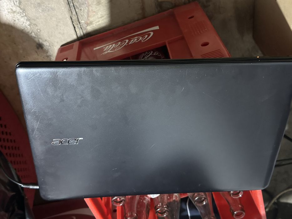 Noutbook acer 512tali