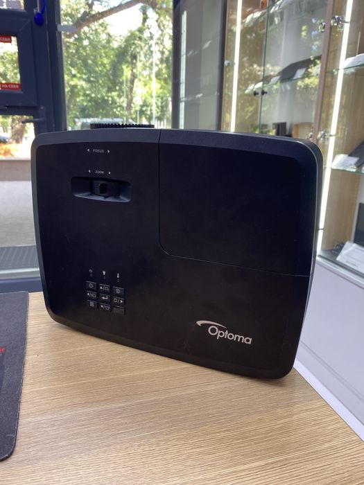 Проектор optoma (p25)