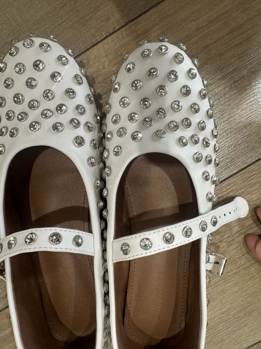 Балетки новые со стразами