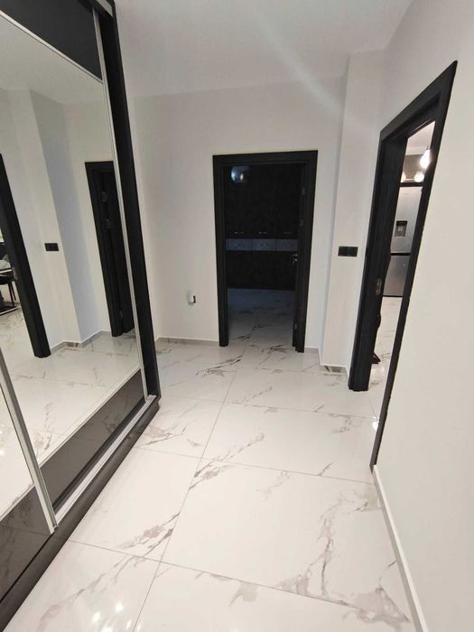 Продава се Четиристаен апартамент в Казанлък - 155 кв.м за 1742 €/кв.м - Снимка #8