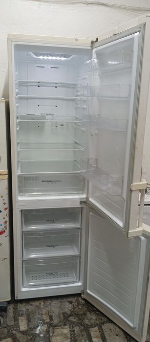 Холодильник рабочий с гарантией