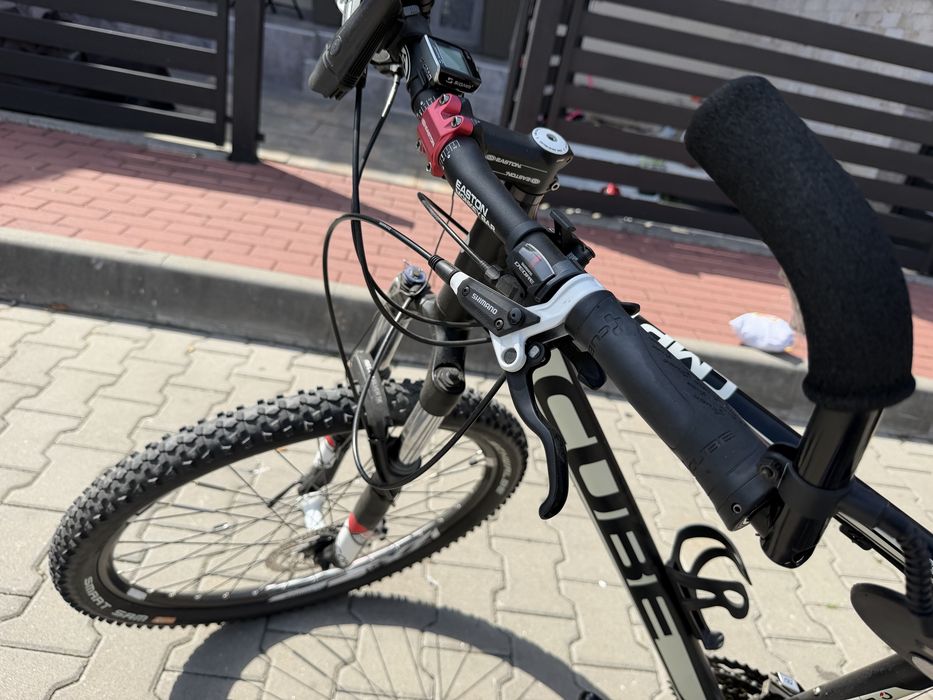 Bicicleta cube roti 24