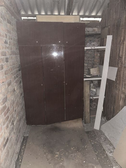 Продается 2 комнатный гараж с подвалом