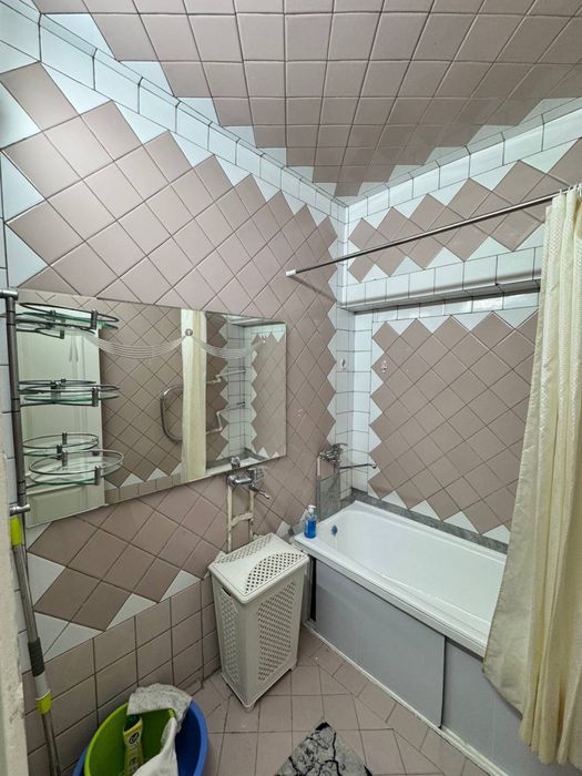 Продам квартиру на улице сайд барака