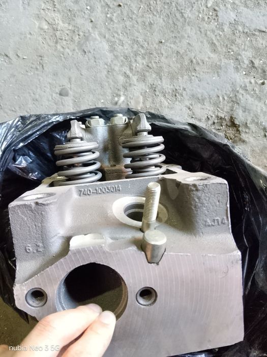Продам одну головку на КамАЗ