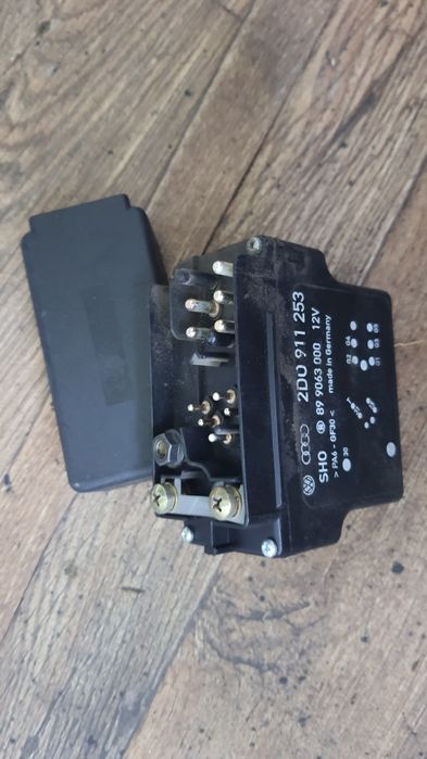 Releu A0165452332/2432