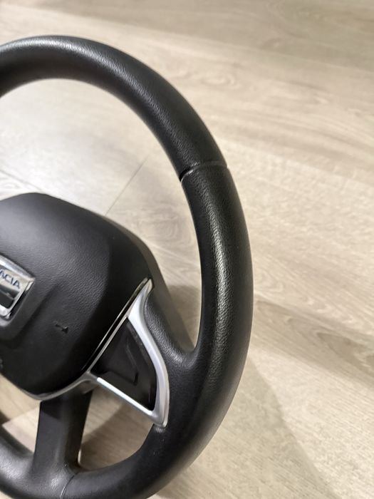 Волан с еърбег Дачия Dacia Sandero Dokker Lodgy Logan Докер Сандеро