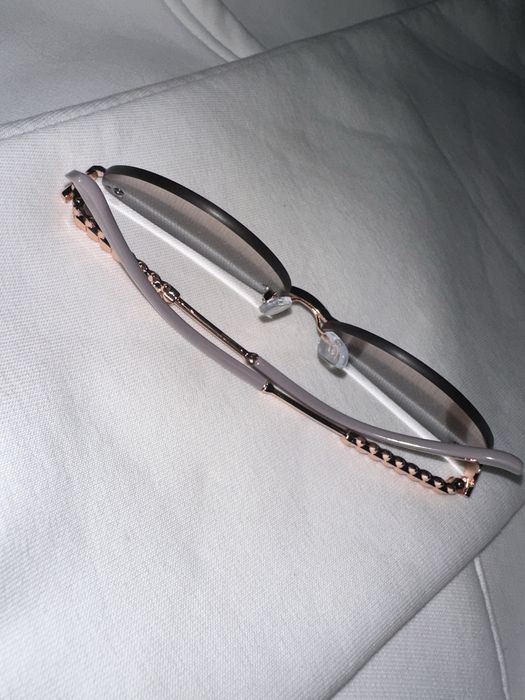 Модерни слънчеви очила