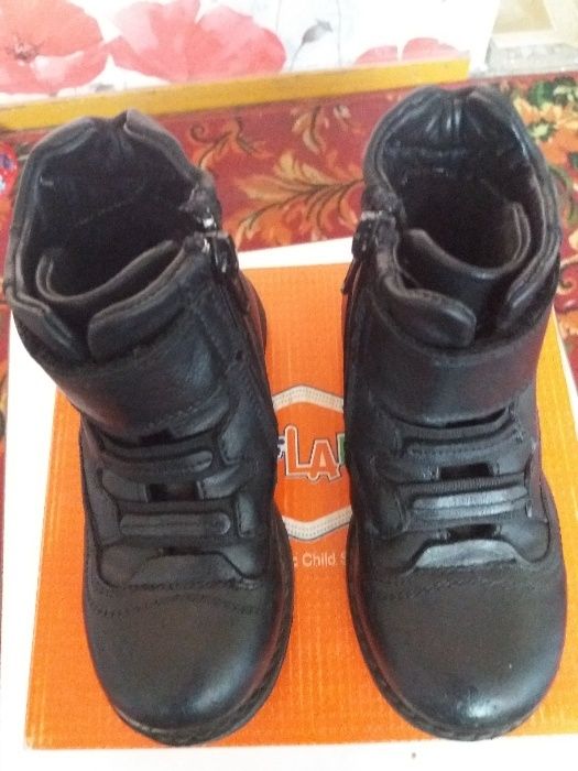 Сапоги зимние на мальчика.