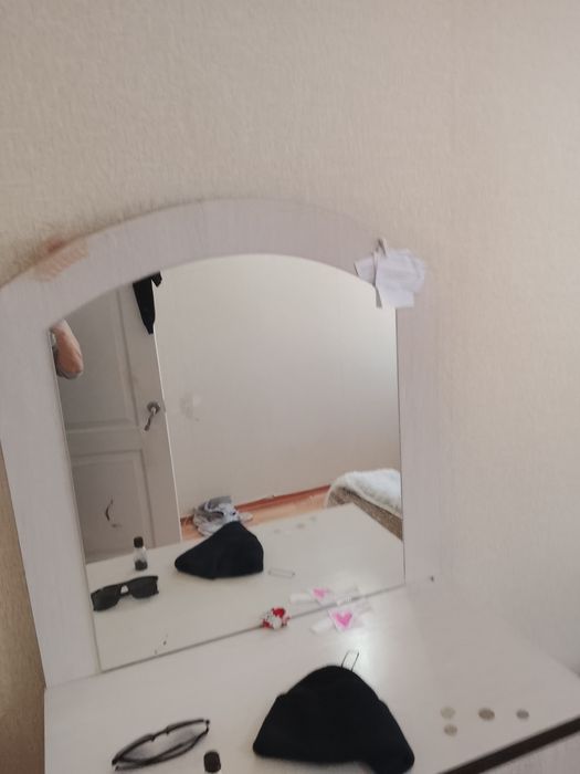 Команда одно комната