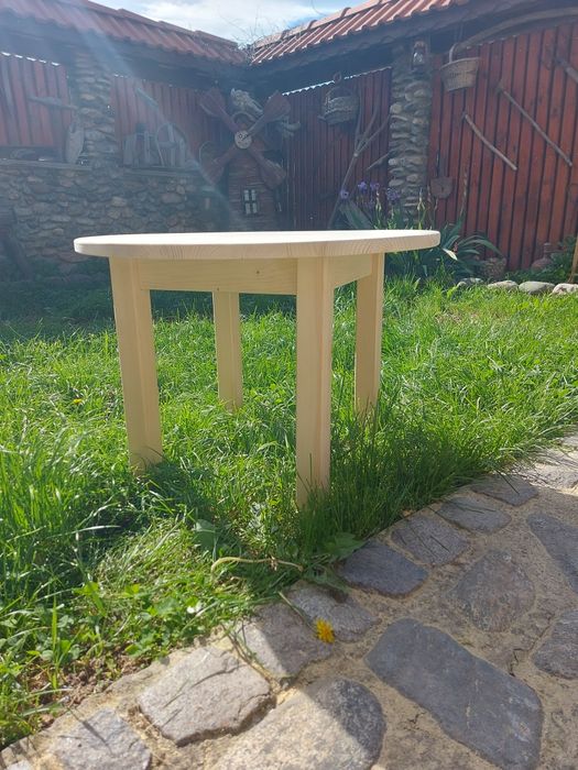 Маса от дърво(кръгла маса)