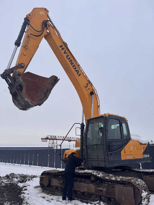 Гусеничный Экскаватор HYUNDAI DOOSAN